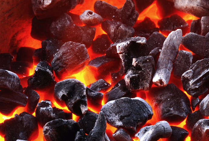 機制炭耐燃，灰塵少，成本低，連續(xù)式生物質(zhì)炭化爐！