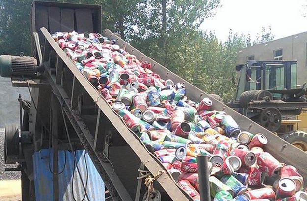 新型炭化爐將易拉罐脫漆流程全自動(dòng)化，提高生產(chǎn)效率，降低人力成本，河南西德機(jī)械設(shè)備