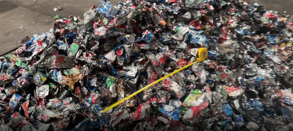 廢舊電容處理新招！如何通過易拉罐脫漆爐提升回收效率？河南西德機(jī)械設(shè)備