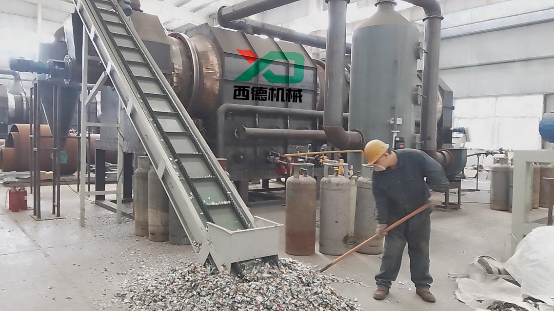 多功能金屬：易拉罐、電容和鋁箔能去除油漆，提升加工便利性，河南西德機(jī)械設(shè)備