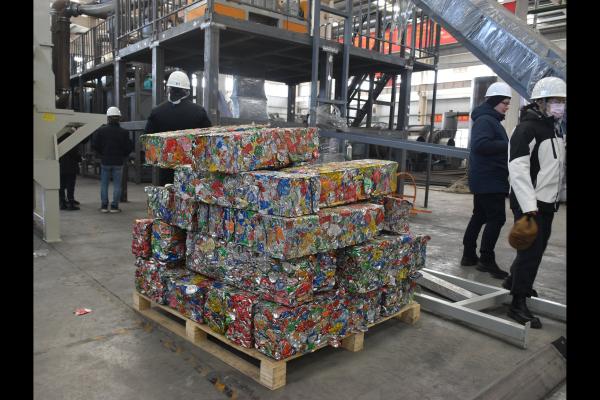 變廢為寶，精準(zhǔn)脫漆，熱解脫漆爐掌握溫度  河南西德機(jī)械設(shè)備